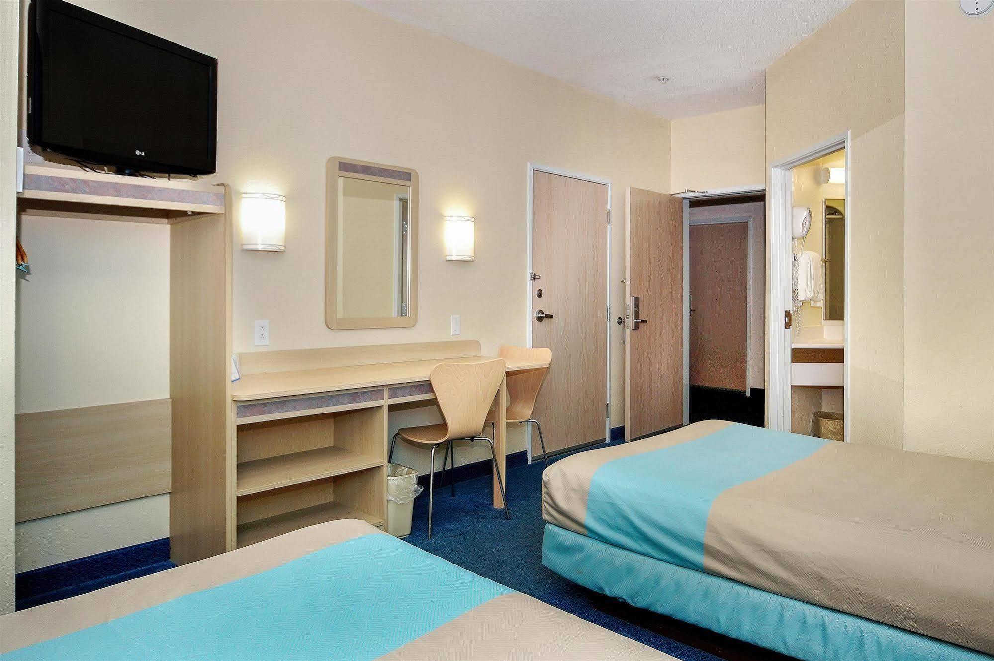 Motel 6-Peterborough, On エクステリア 写真
