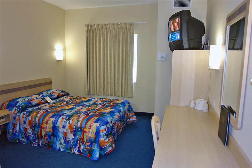 Motel 6-Peterborough, On 部屋 写真